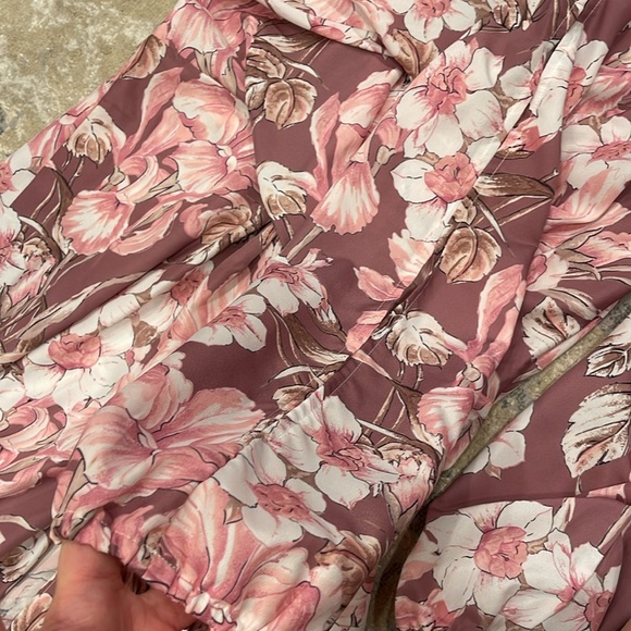 Alexia Admor Pink Floral Wrap Maxi Dress Size Medium - Picture 5 of 7